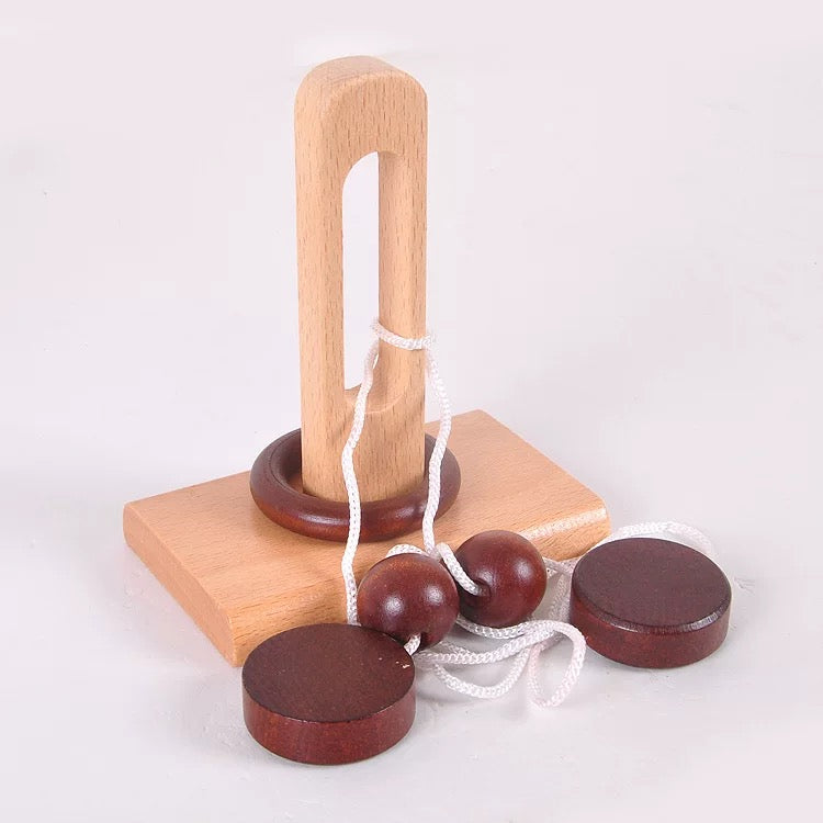 Wooden Ring Unlocking Game,Magic Ring Escape Classic Puzzle Toy, Kongming Lock Luban Lock Intelligence Toy